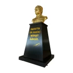 Atatürk Büstü Mareşal Üniformalı (80cm Alüminyum)+ Kaide (120cm)+ Alt Tabla - Görsel 4